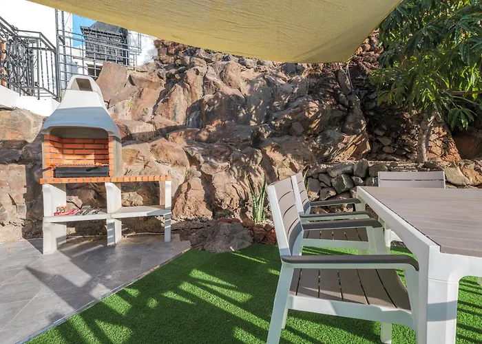 Nyaraló Sotileza - Private Pool & Garden